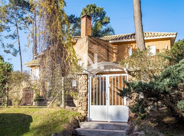 Casa en Venta de 4 dormitorios en San Rafael , Punta del este