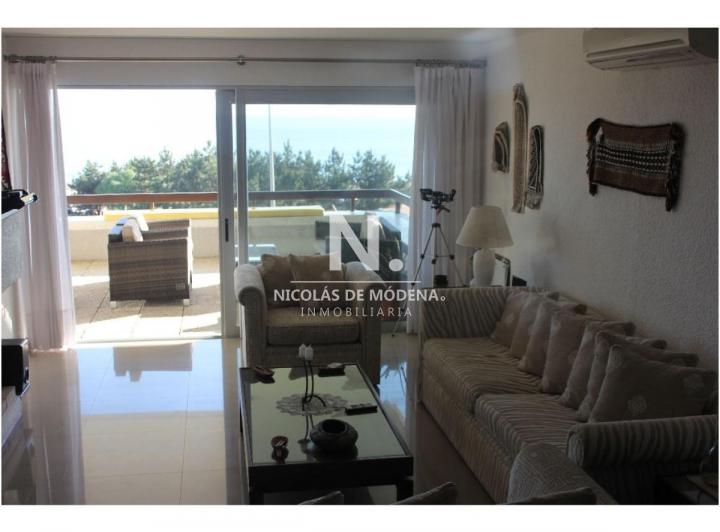 Departamento con agradable vista con 3 dormitorios en venta 3