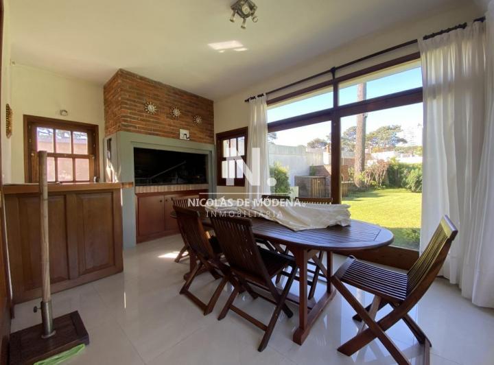 Foto de Punta del Este, gran residencia en mansa, 6 dormitorios y piscina climatizada., imagen 4