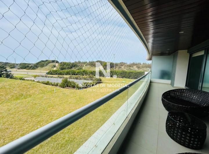Apartamento en alquiler - Primera línea Brava 3 dormitorios + Dep. 1
