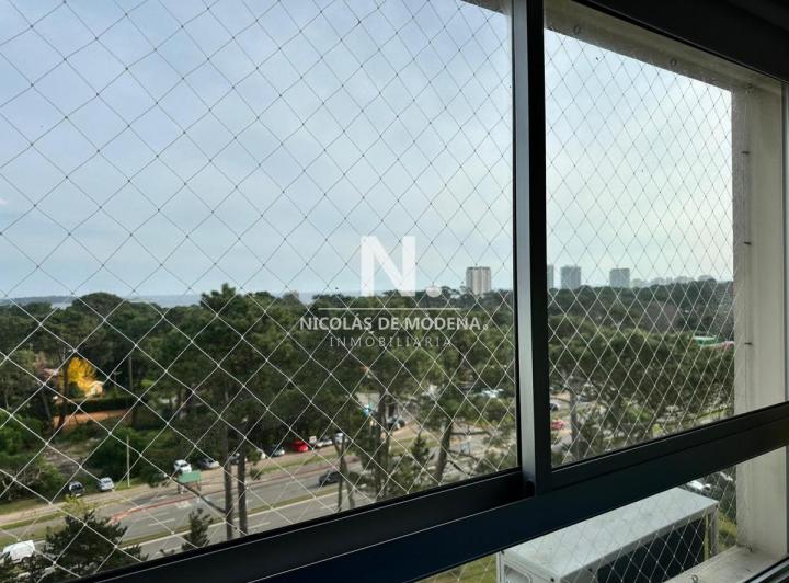 Apartamento de 1 dormitorio en Venta en Av. Roosevelt , Punta del este 2