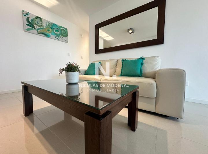 Alquiler y venta  departamento con muy buena vista en parada 6 de la Brava 3