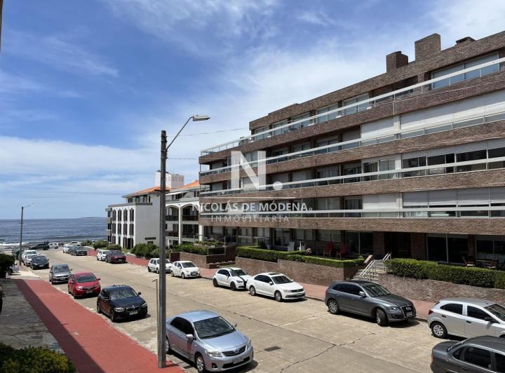 Departamento en Venta de Un Dormitorio en Peninsula, Punta del Este