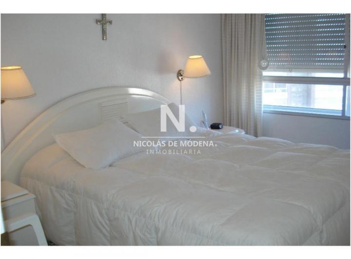 PENINSULA, PUNTA DEL ESTE,  3 DORMITORIOS , 4
