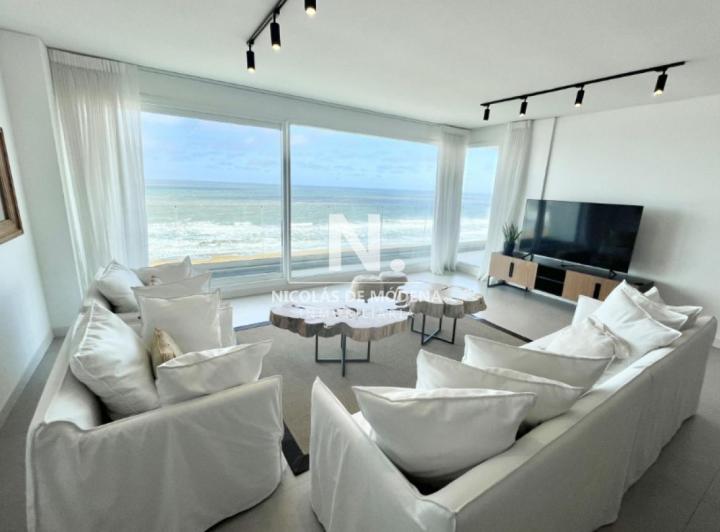 Foto de Vende apartamento en Brava - Punta del Este de 4 dormitorios con vista, imagen 2