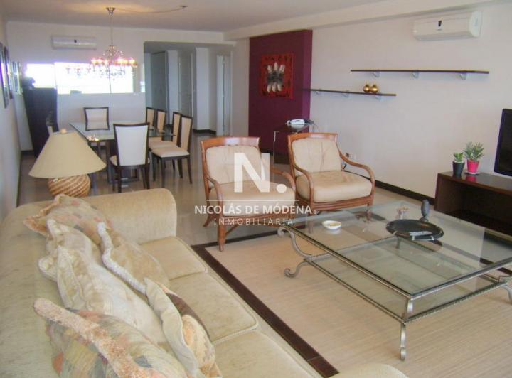 Apartamento en Punta del Este, Brava 1