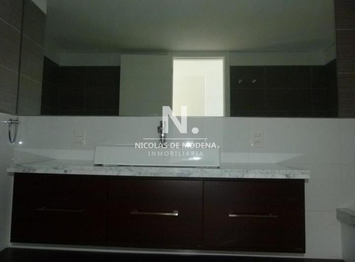 Foto de Vende Elegante apartamento de 3 dormitorios a solo metros del mar en, imagen 4