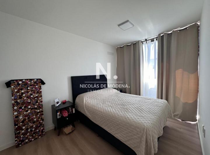 Departamento de 1 dormitorio en venta en complejo Los Dolmenes 5