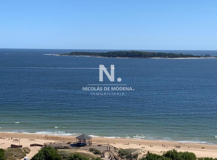 Apartamento en Le jardin , central de 3 dormitorios en venta, Playa mansa