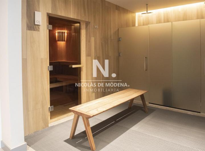 Foto de Venetian de 3 dormitorios en suite, en venta con vista al mar en Punta, imagen 2