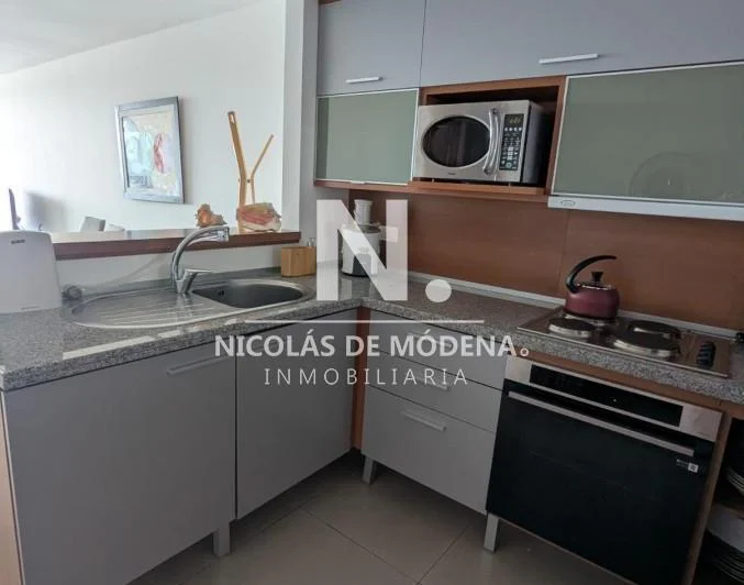 Foto de APARTAMENTO EN VENTA PROX A SHOPPING, PUNTA DEL ESTE, imagen 3