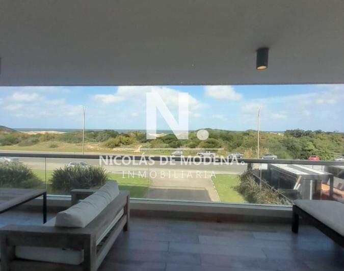 Apartamento de 3 dormitorios en Silente , Punta del este , Playa Brava, Vista al mar 1