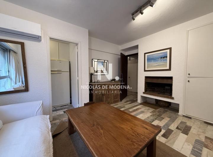 Peninsula departamento de 2 dormitorios con 2 baños en venta 1