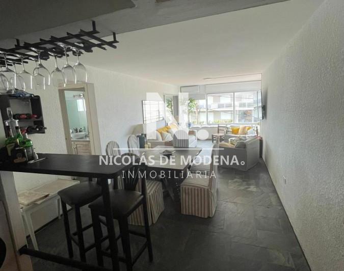 Alquila departamento de 2 dormitorios en Punta del Este. 2