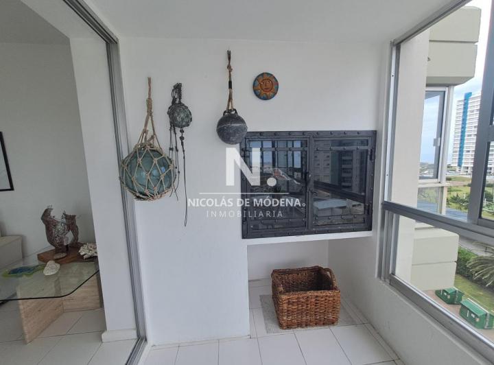 Apartamento en Brava - Punta del Este con vista y parrillero. 2