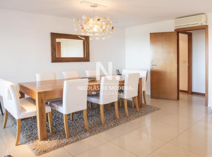 Apartamento de 3 dormitorios en Rincon del indio, Playa brava 4