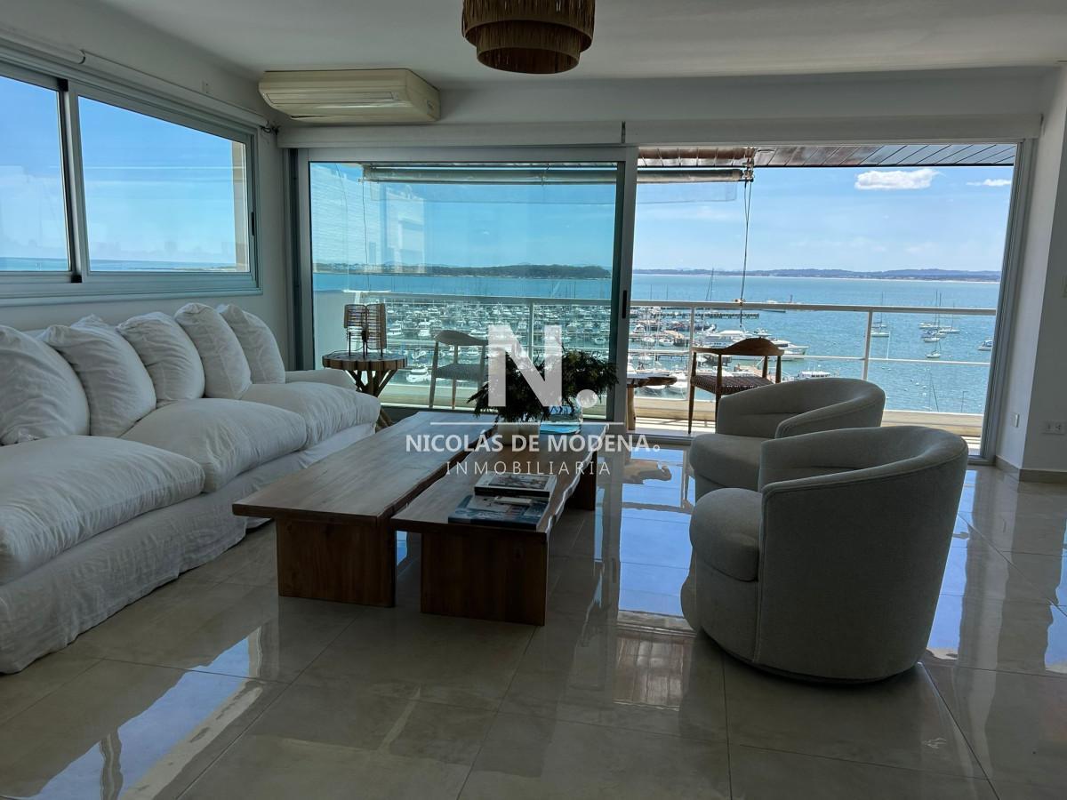 Foto de Espectacular apartamento en venta frente al puerto, imagen 2