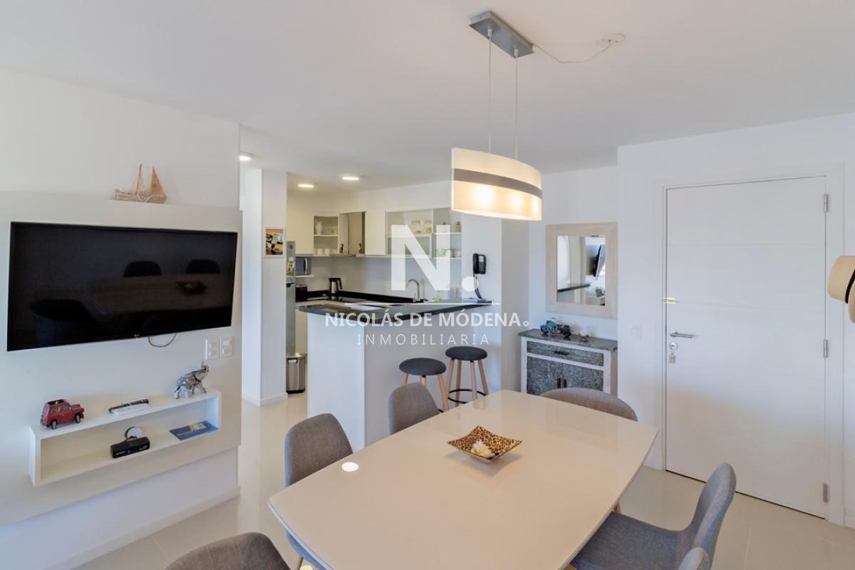 Foto de Hermoso Apartamento en torre Arenas del Mar 2, imagen 2