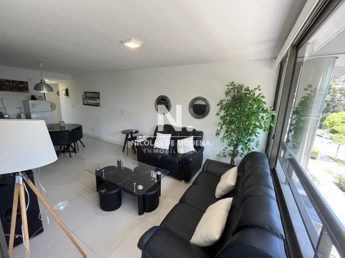 Foto de Departamento de 1 dormitorio en venta en zona residencial, imagen 3