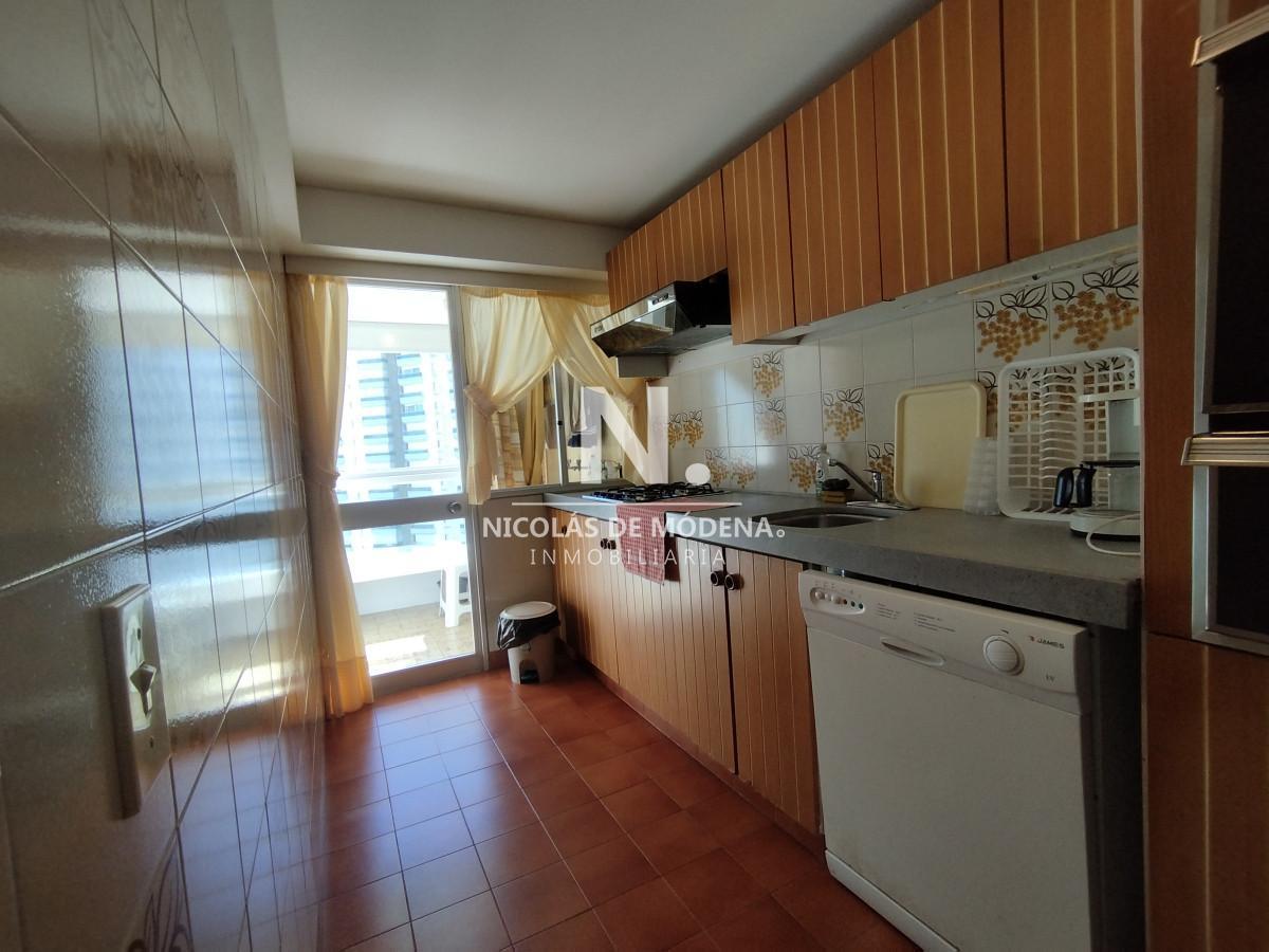 Foto de Alquiler y venta de apartamento de dos dormitorios en Punta del Este, imagen 5