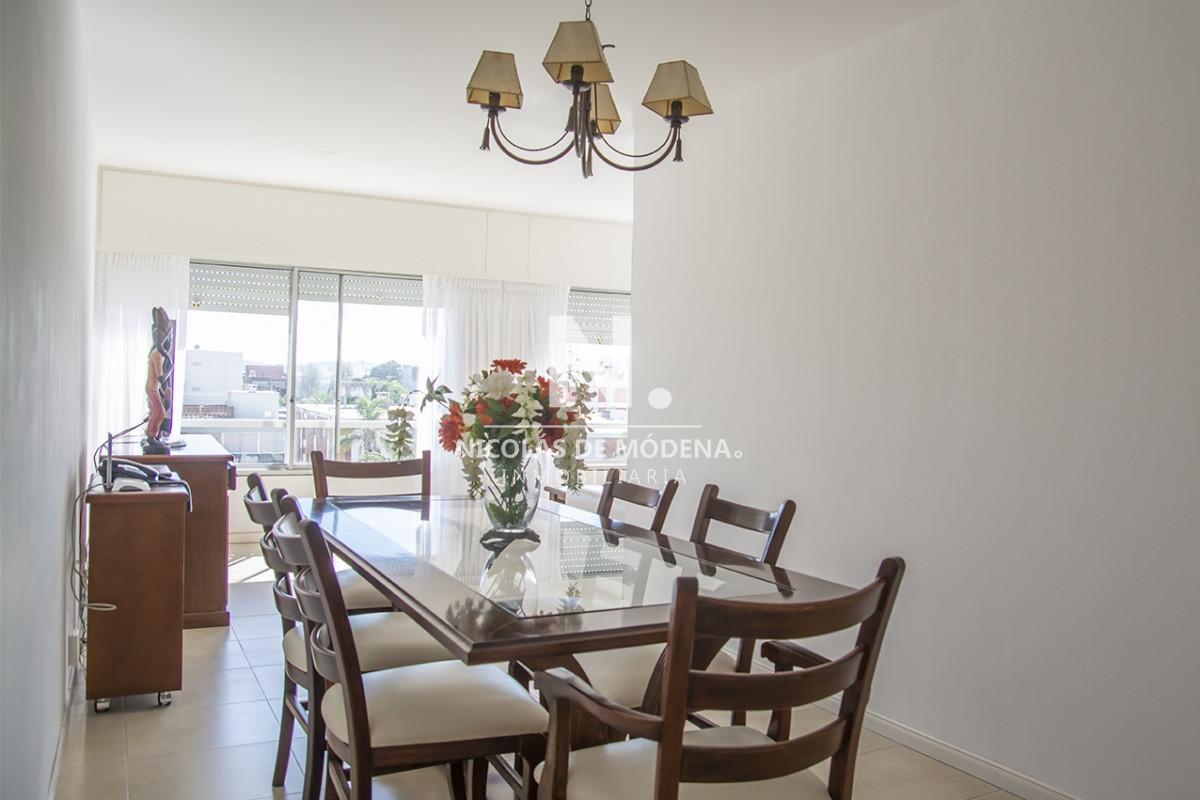 Foto de Vende y alquila apartamento de 2 dormitorios en Peninsula, Punta del, imagen 2