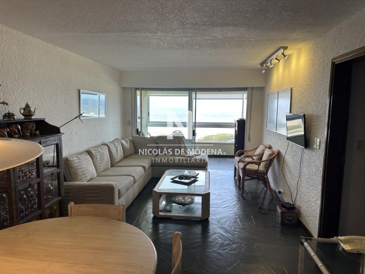 En venta apartamento de 2 dormitorios en Brava, Punta del Este