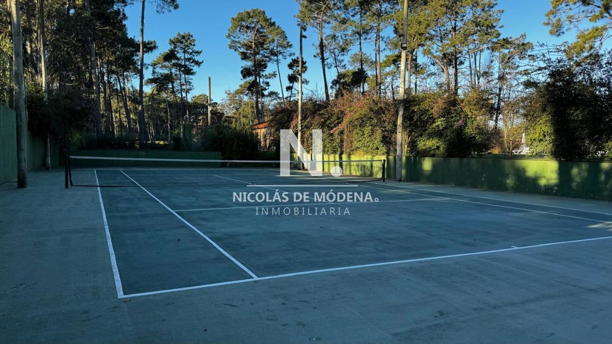 Foto de En venta derechos a sobre elevar, terreno en Pinares, Punta del Este, imagen 5