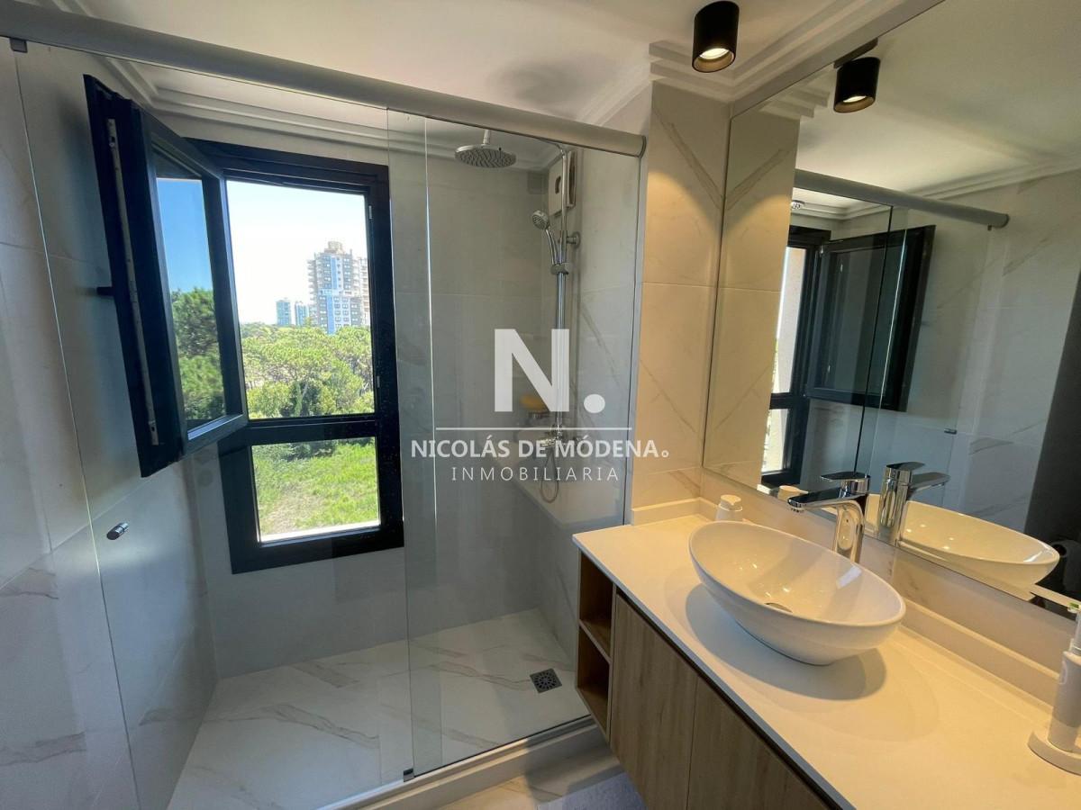 Foto de Alquiler anual 2 dormitorios en Punta del Este con todos los amenities, imagen 4