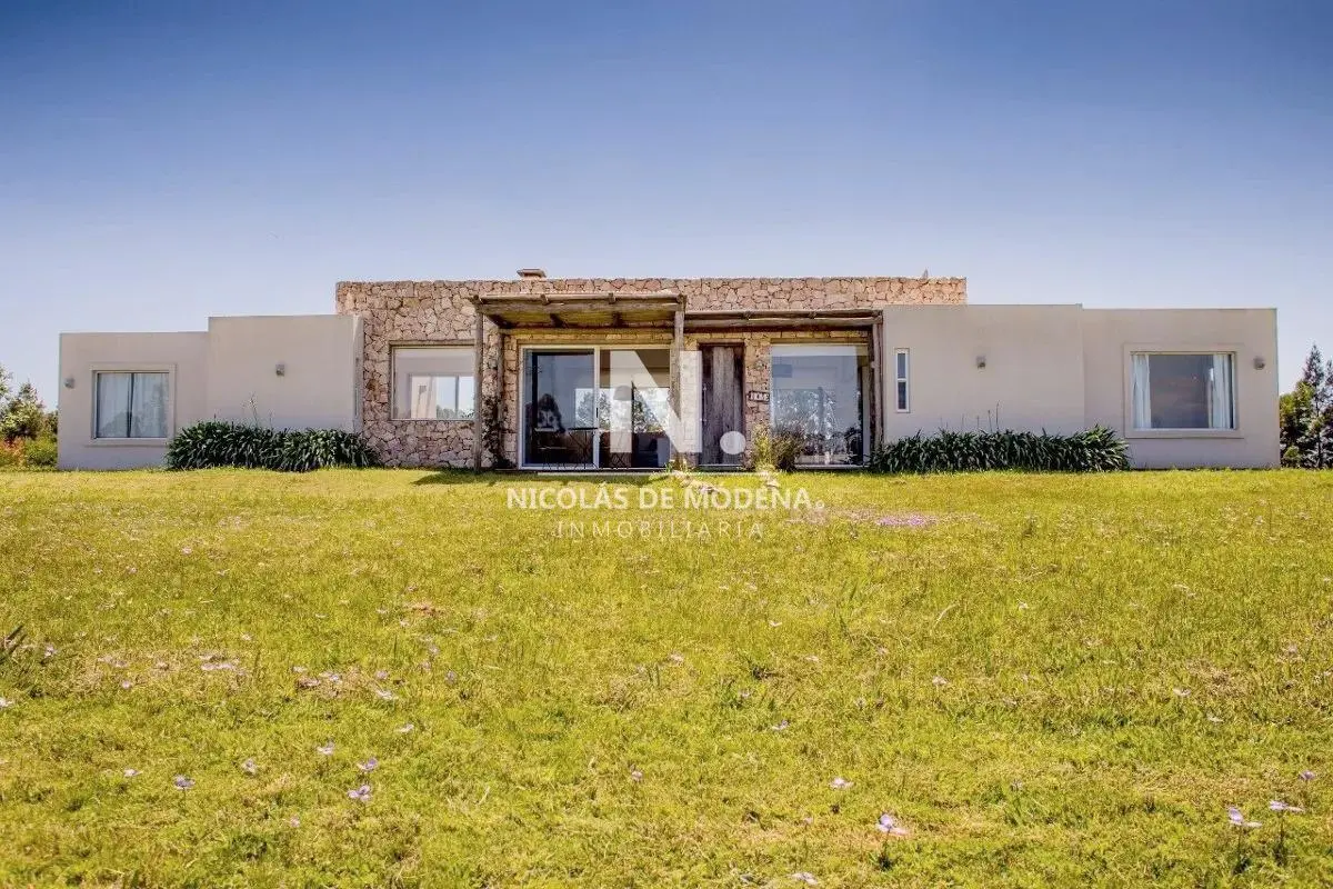 Venta Casa - 3 Dormitorios 2 baños - El Quijote 3