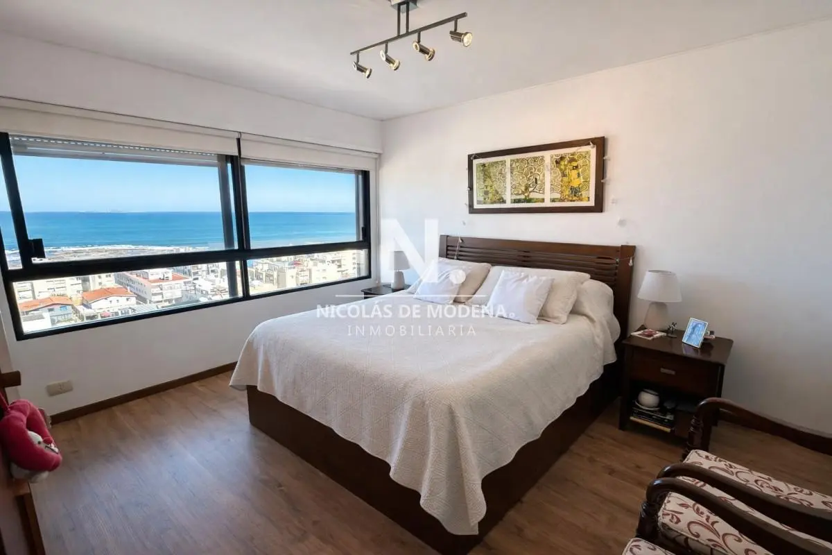 VENTA EN EDIFICIO AMALFI 3 DORMITORIOS 4