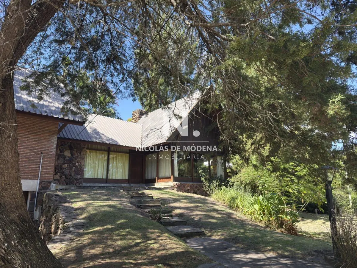 Casa en venta en exclusivo barrio de Punta del Este 2