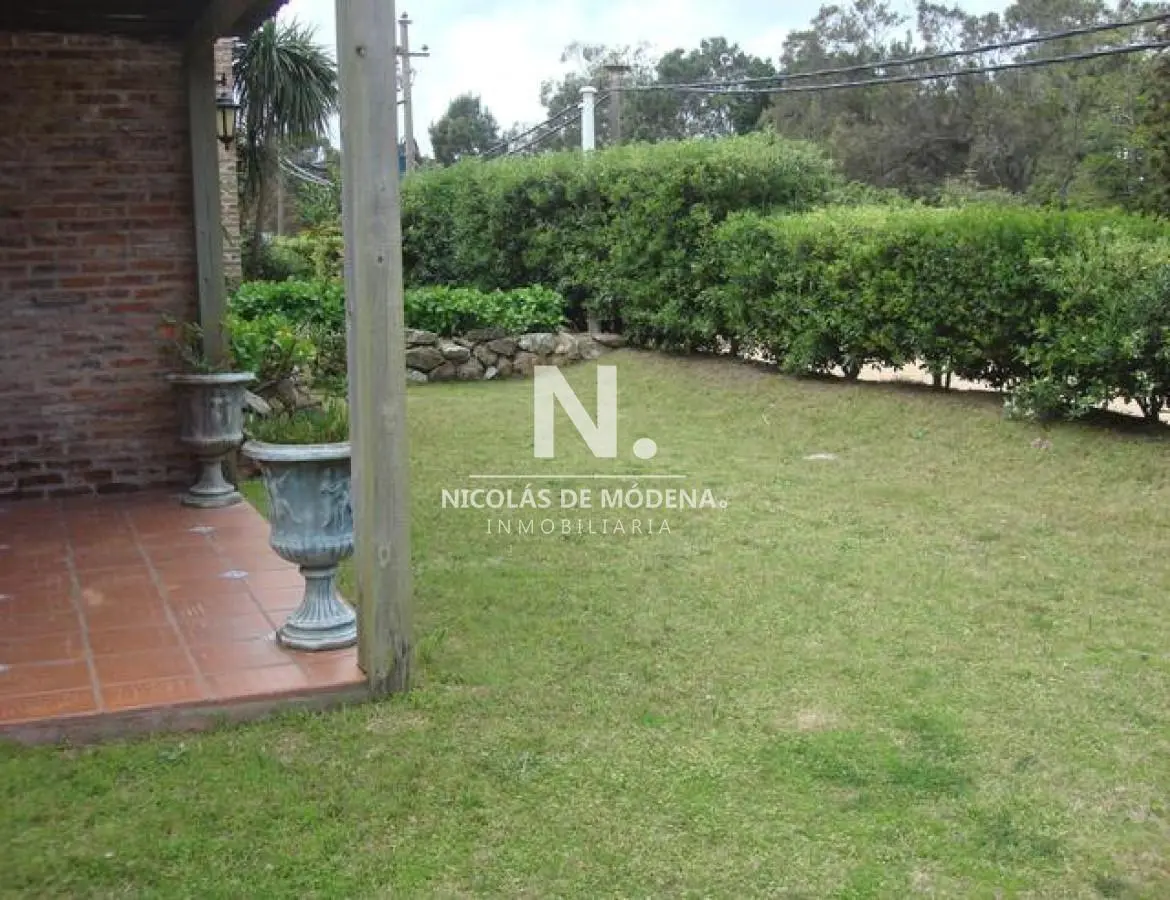 CASA EN PROPIEDAD HORIZONTAL, EN ZONA DE TIO TOM 5