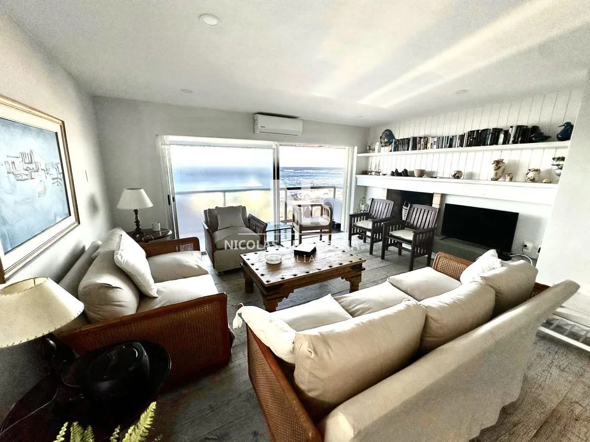 Excelente apartamento en península playa brava 4
