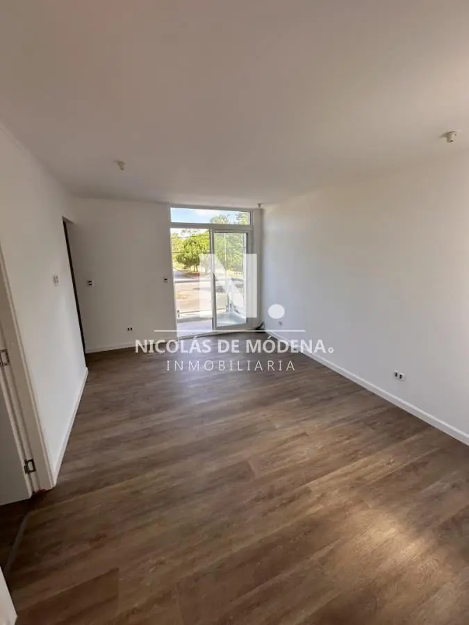Vende casa de 3 dormitorios en Jardines de Cordoba, Punta del Este 5