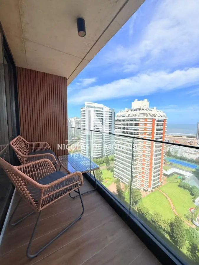 Apartamento en venta - 2 Dormitorios a estrenar Torres Del Este I 4