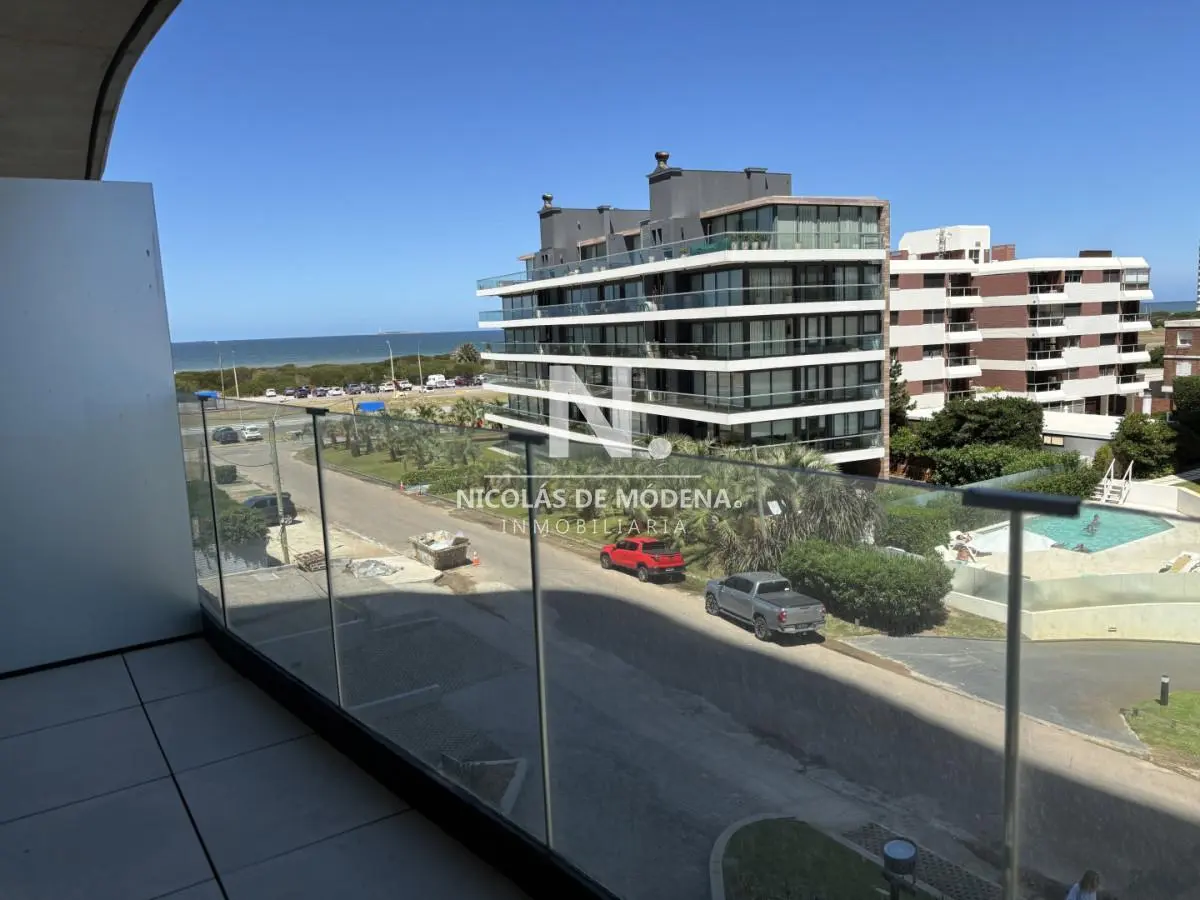 Apartamento de 1 dormitorio a estrenar a pasos de playa brava 4