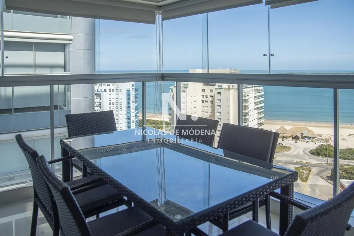 Espectacular apartamento en alquiler temporal en PUNTA DEL ESTE 2