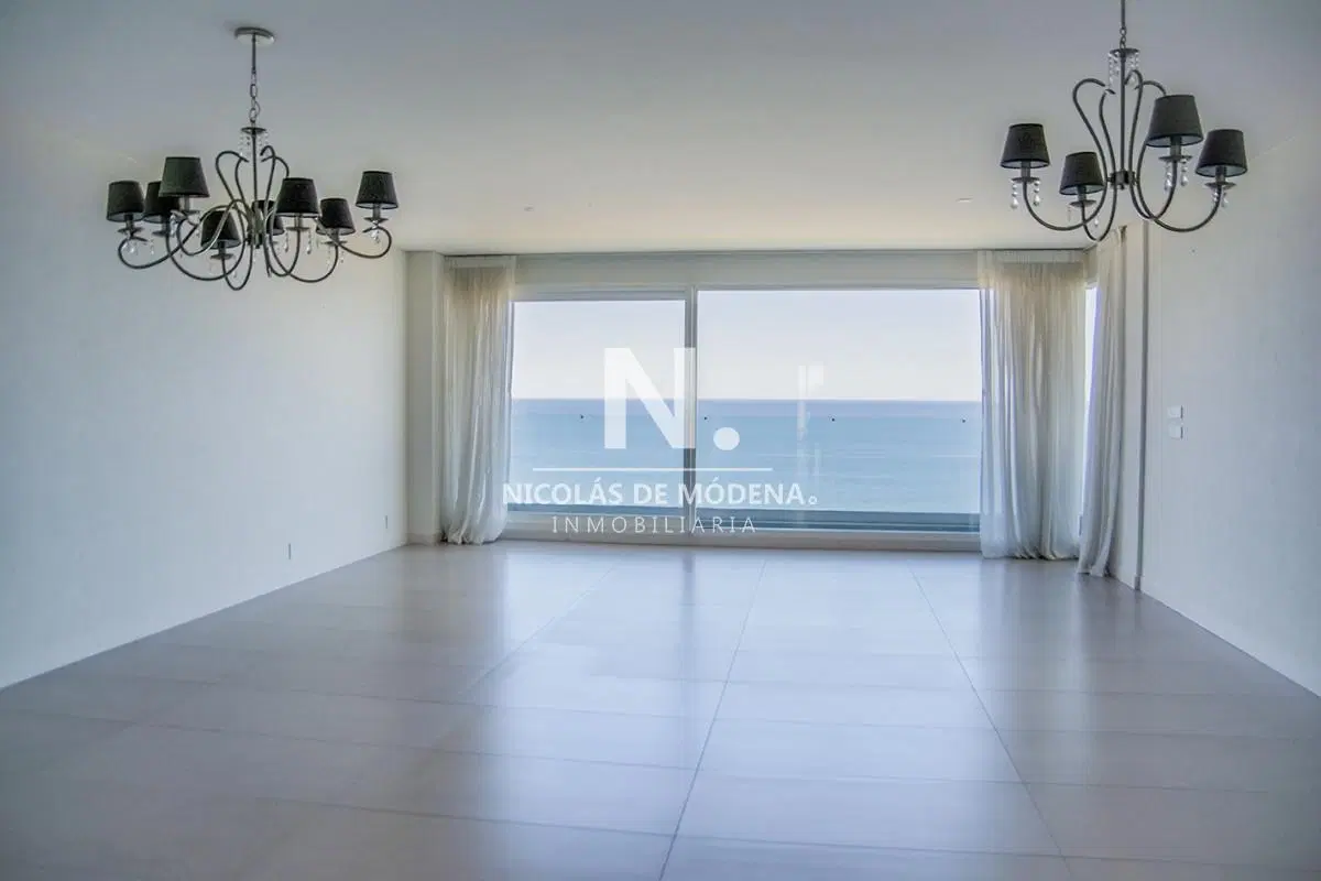Departamento de 4 dormitorios en venta, frente al mar. Torre Le Parc IV 2