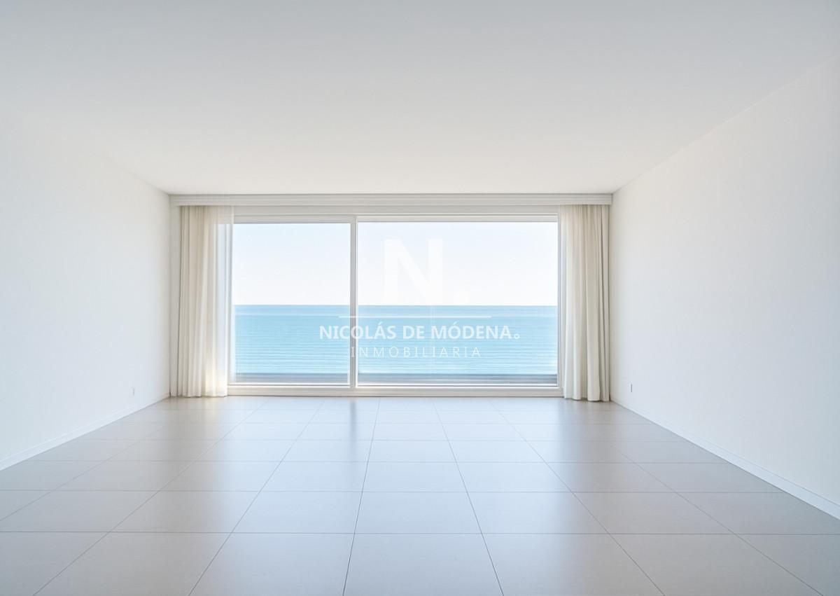 Departamento de 4 dormitorios en venta, frente al mar. Torre Le Parc IV