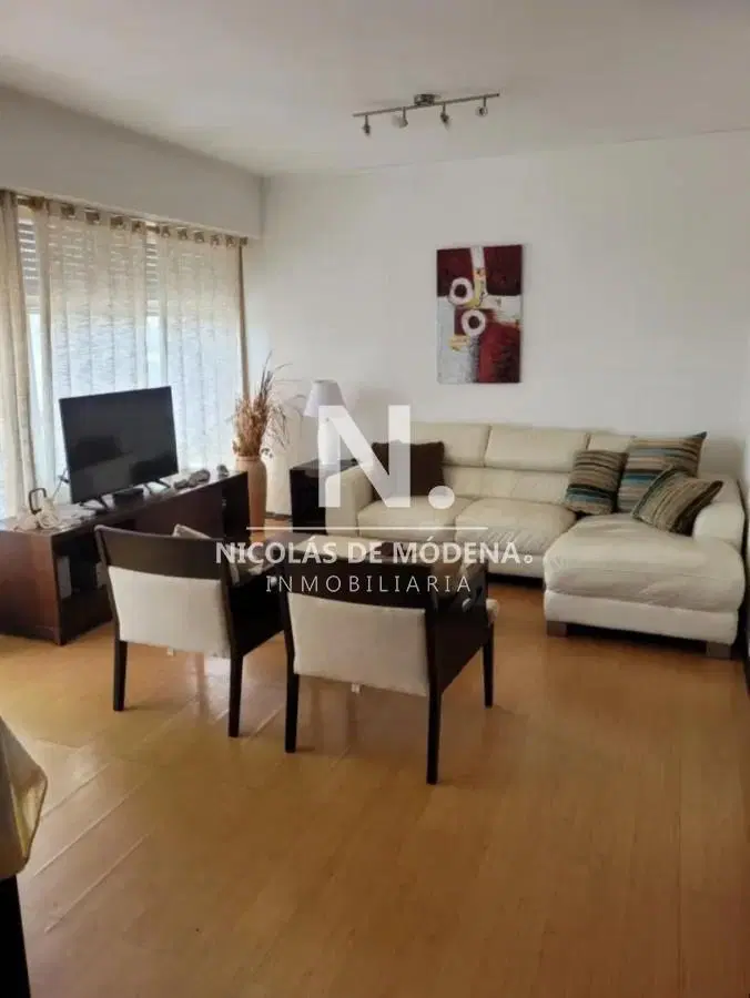 Departamento de 2 dormitorios en venta en Playa Mansa 2