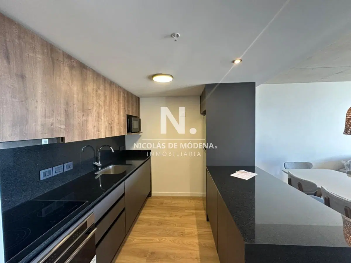 Departamento a estrenar de 2 dormitorios en venta en Torres del Este, Punta del Este 4