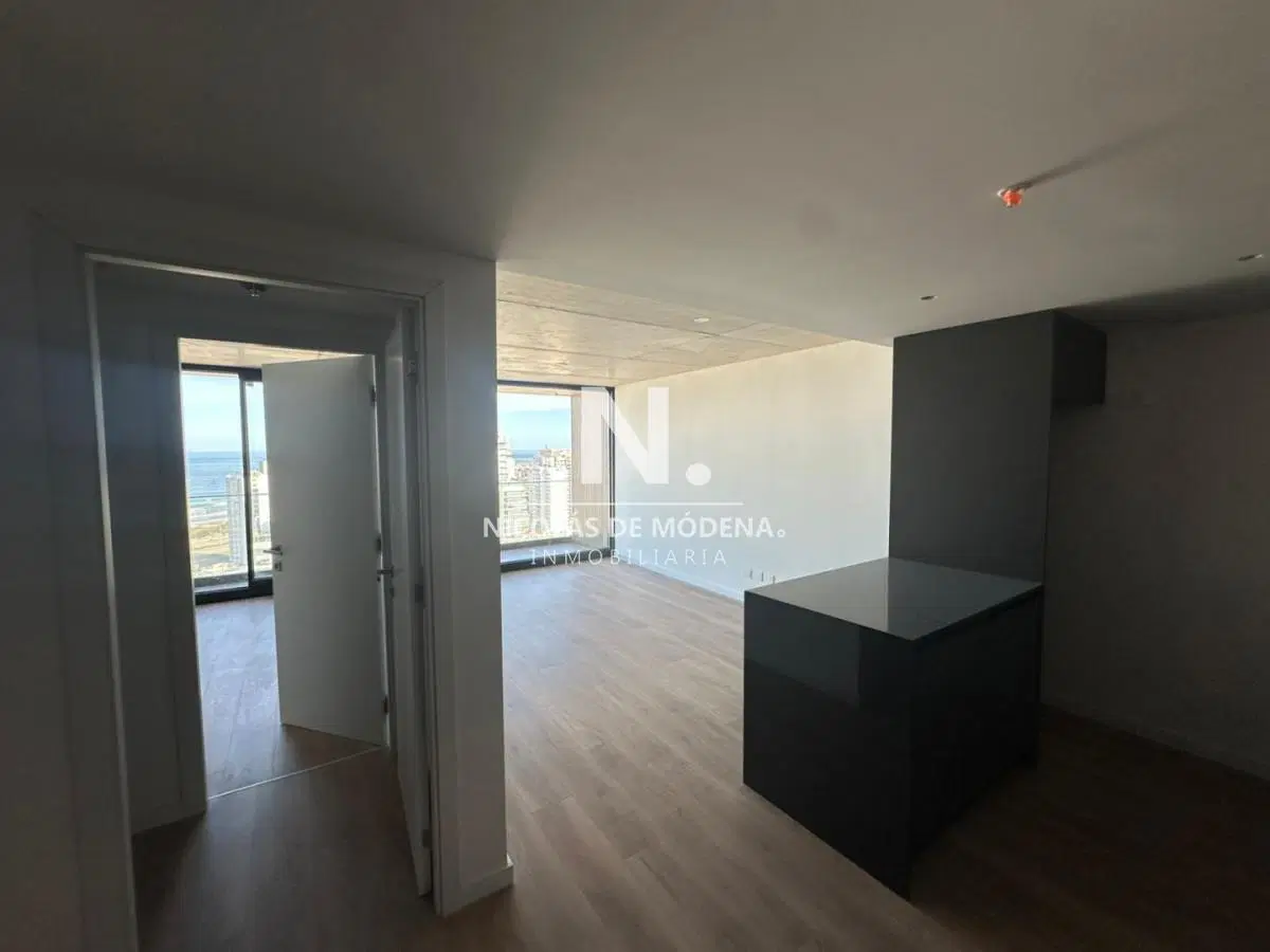 Departameonto de 1 dormitorio prox a estrenar, excelente ubicacion Torres del Este 3