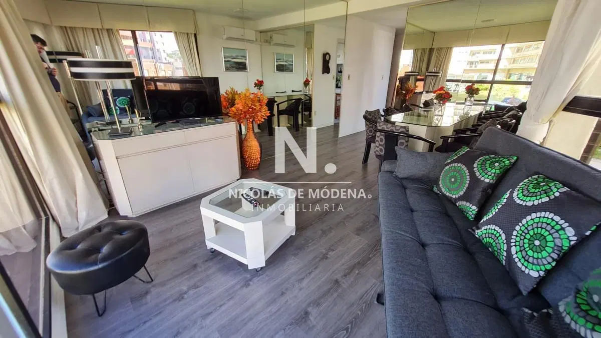 Apartamento 1 dormitorio en Torre Cristal ,  Punta del Este 2
