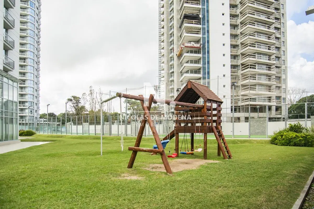 Apartamento en Venta de 2 dormitorios en Playa Mansa , Punta del este 2