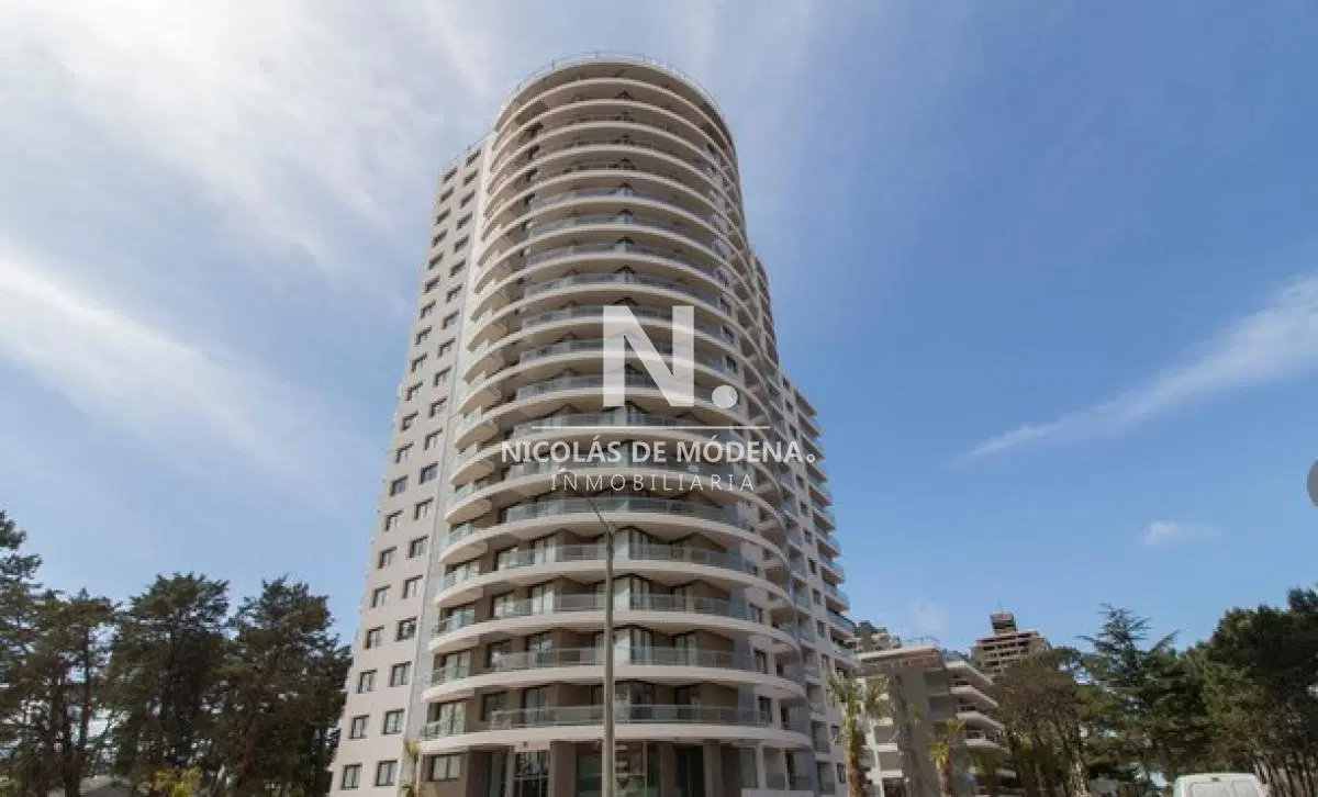En venta apartamento de 3 dormitorios en Cantegril, Punta del Este con agradable vista 5