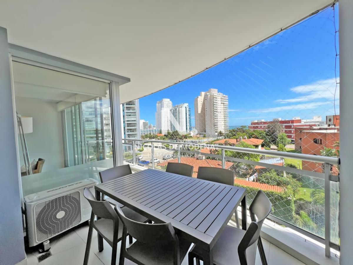 Foto de En venta apartamento de 2 dormitorios en Mansa, con vista a agradable, imagen 2