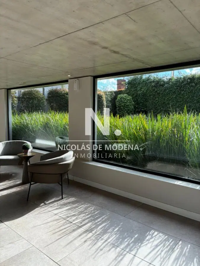 Venta Apartamento 3 Dormitorios con Cochera y Piscina en Carrasco 5