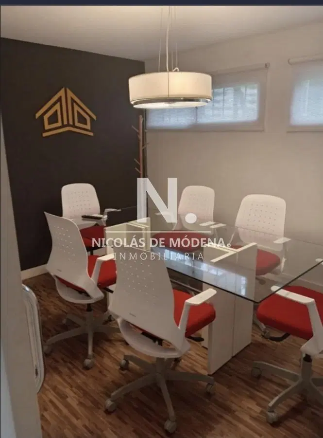 En venta local de 100m2 en Av. Italia, Punta del Este 3
