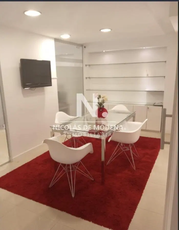 En venta local de 100m2 en Av. Italia, Punta del Este 4