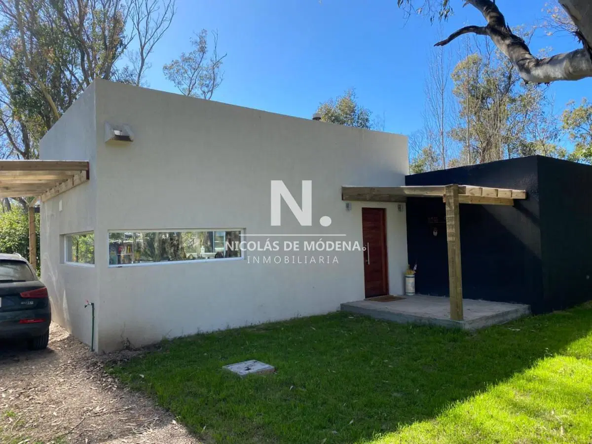 Vende casa en Balneario Buenos Aires 1